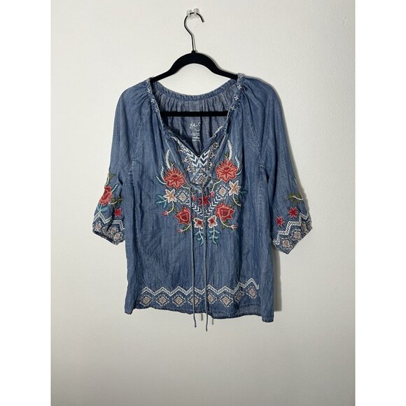Kyla Seo Tops - Kyla Seo Embroidered Floral Tencel Top Size Medium